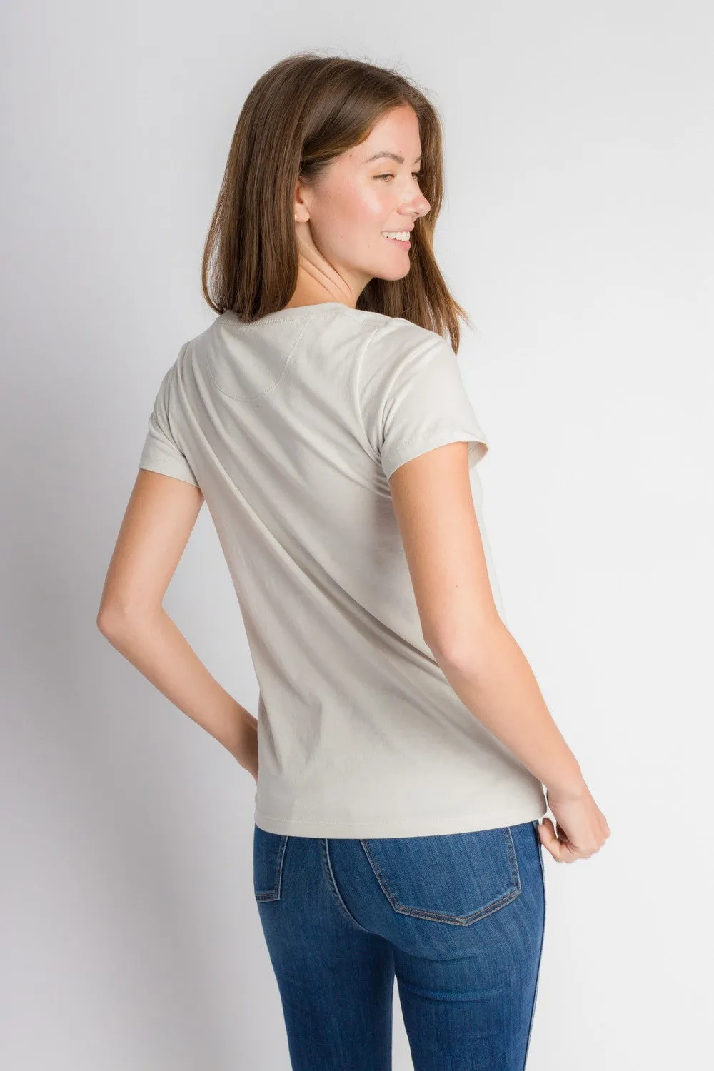 Daffodil Unbranded | Women's Anti-Stain Logo-less Pocket-less Tee