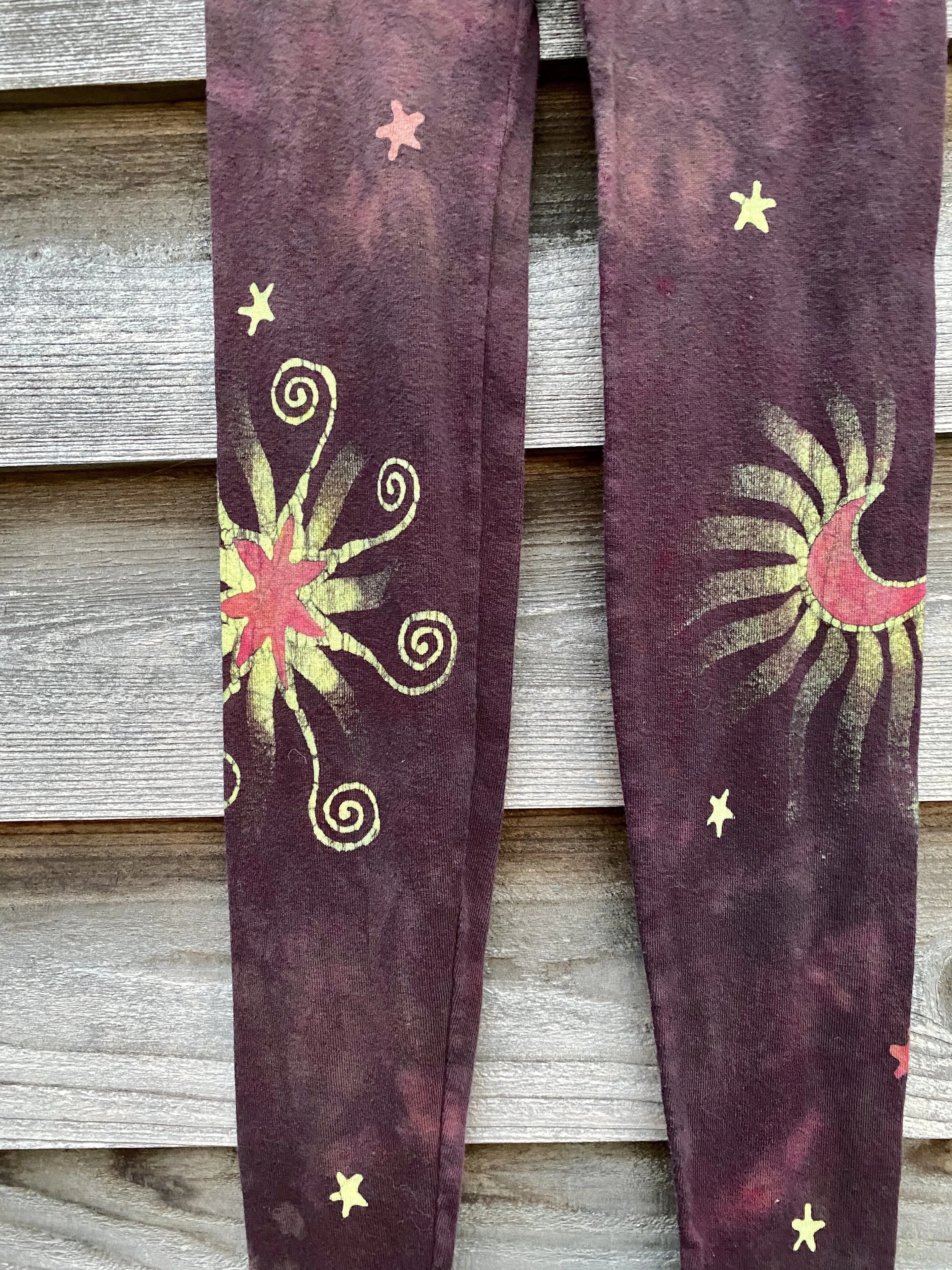 Galloping Into The Wilderness   PURE Cotton Batik Leggings