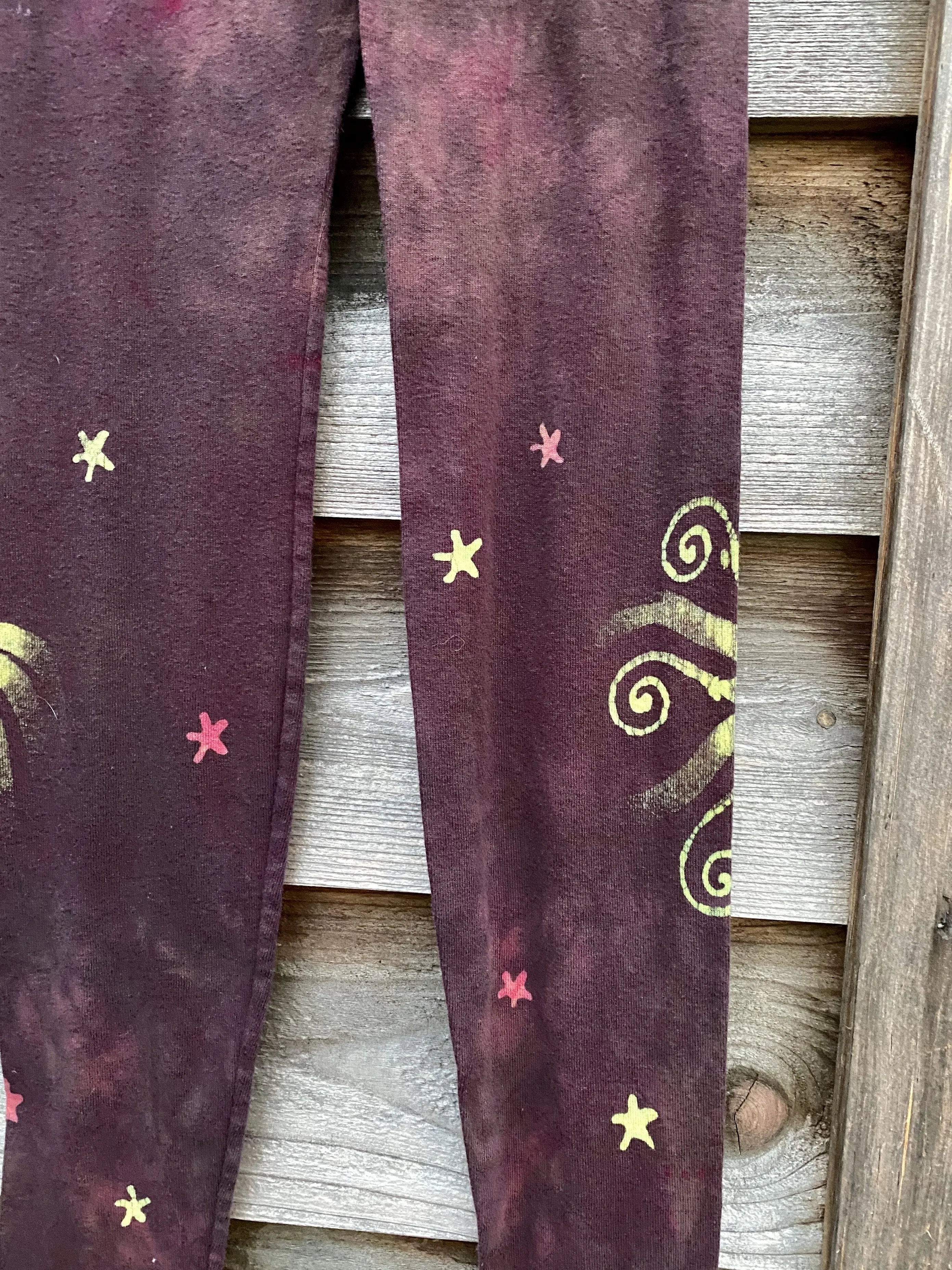 Galloping Into The Wilderness   PURE Cotton Batik Leggings