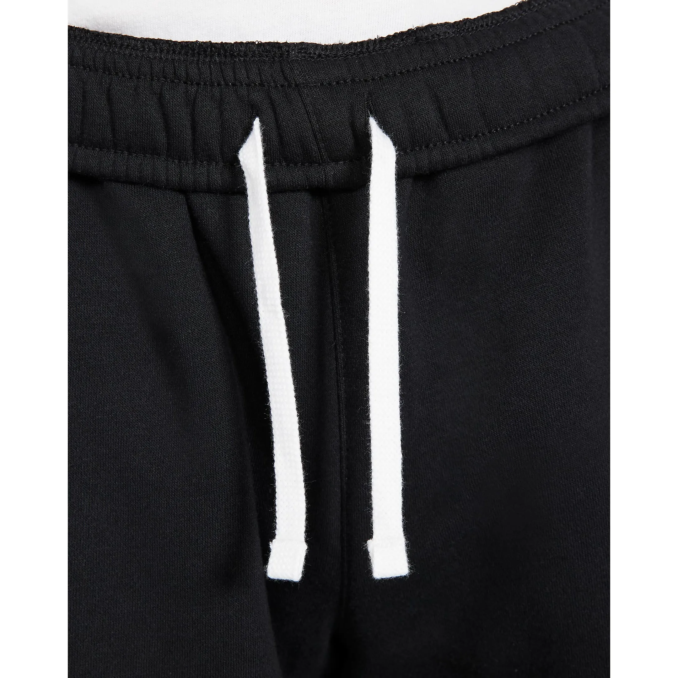 Nike Men's Sportswear Club Graphic Shorts - Black / White