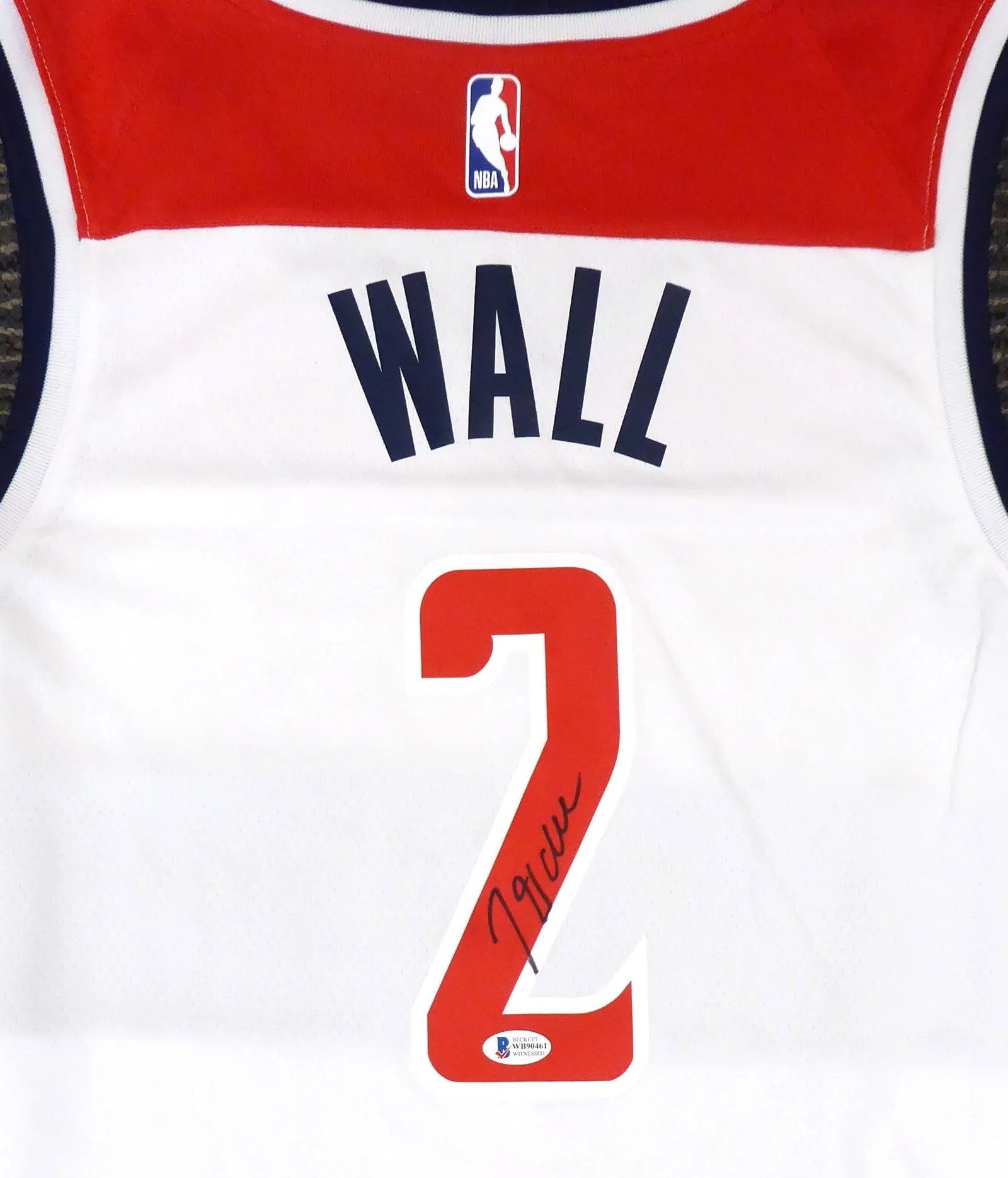 Washington Wizards John Wall Autographed White Nike Swingman Jersey Size XL Beckett BAS Stock #182244